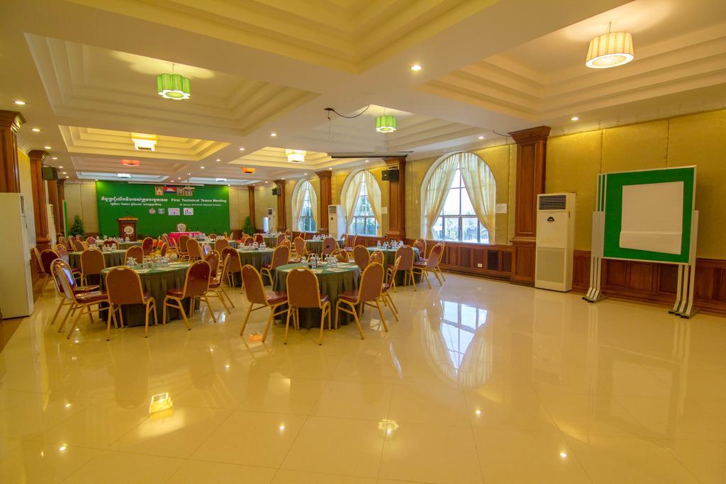 Golden Sea Hotel Sihanoukville Bagian luar foto