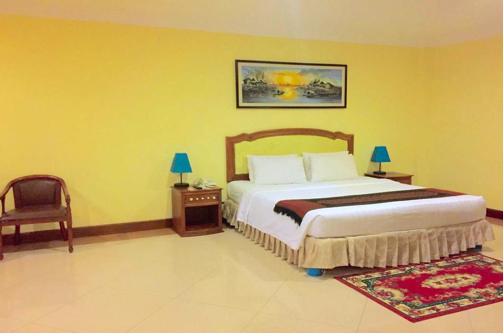 Golden Sea Hotel Sihanoukville Bagian luar foto