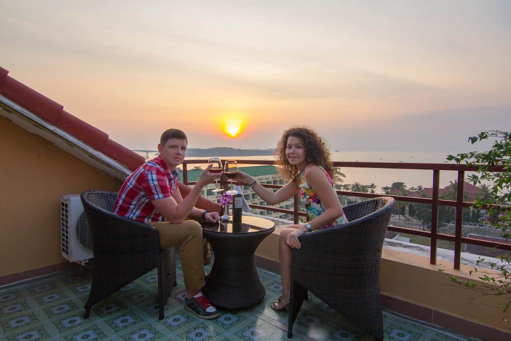 Golden Sea Hotel Sihanoukville Bagian luar foto
